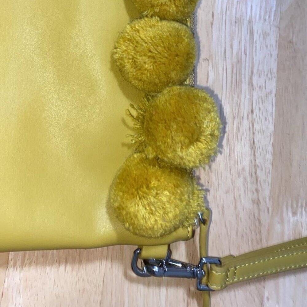 Vintage yellow handbag. - Picture 7 of 7
